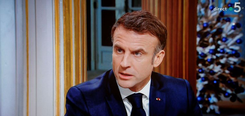 MacronCavous